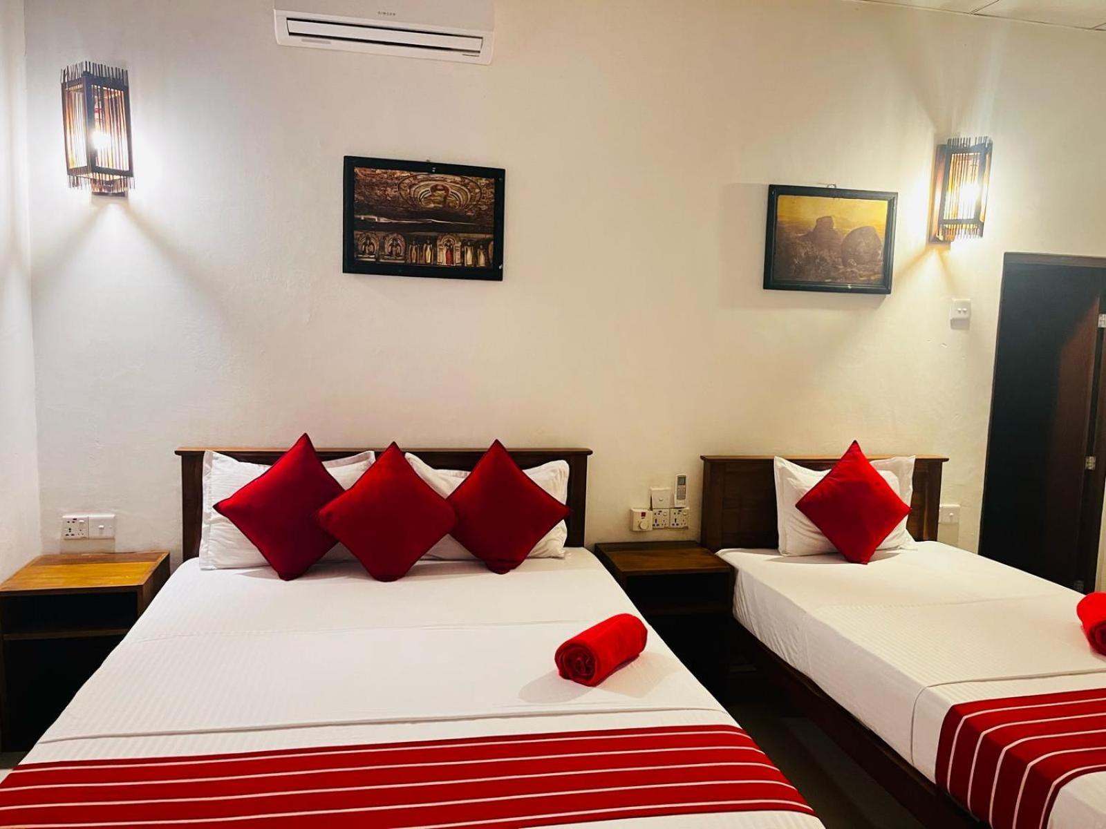 Habarana Dulwan Guest House Room photo